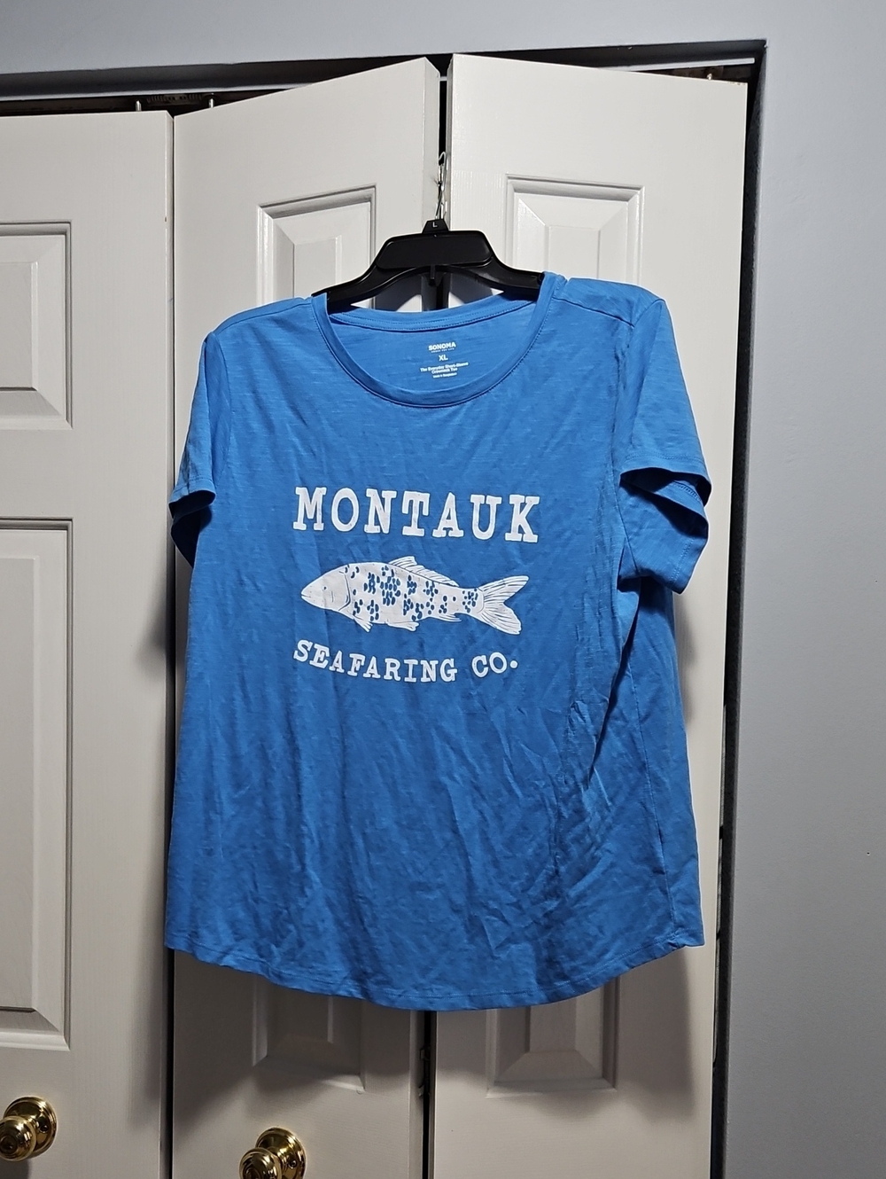 Graphic Fish Tee XL